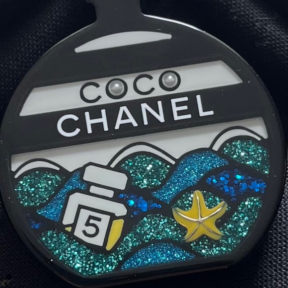 Chanel Brooch - Picture 8 of 9